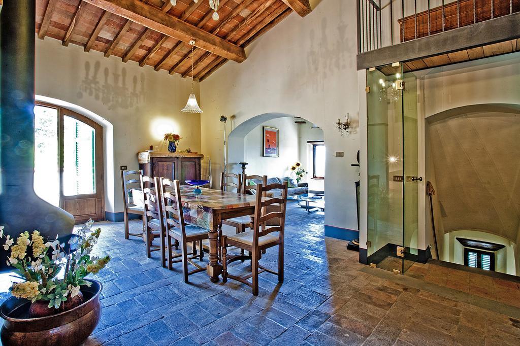 Agriturismo Terra Di Michelangelo Caprese Michelangelo Exterior foto
